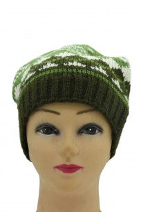 handmade-yak-wool-winter-hat-unisex-green-and-white-knitted-beanie